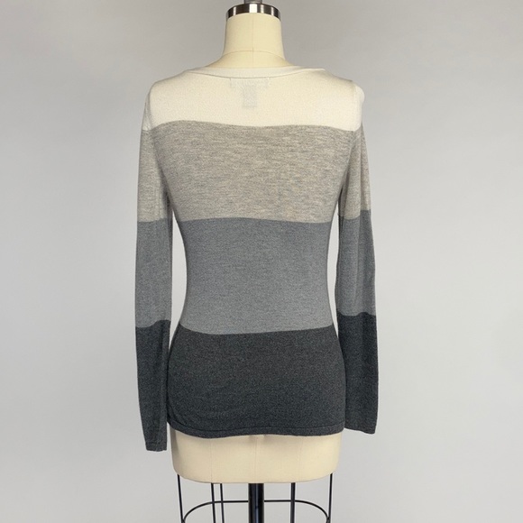 Banana Republic Color block Lightweight Sweater - Picture 4 of 5
